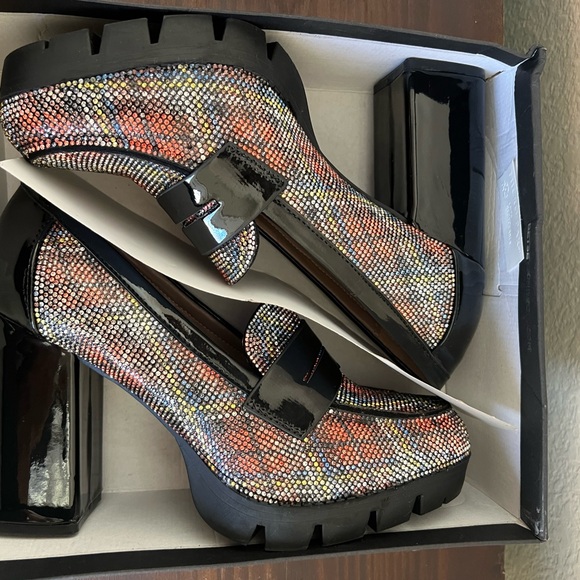 Betsey Johnson Women's Multicolor Heeled loafers - Picture 2 of 6